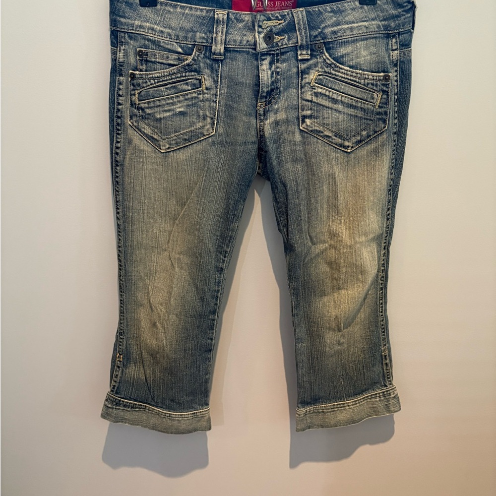 Woman’s Vintage Guess Blue Ankle Cropped Jeans Distressed Jeans in Size 28